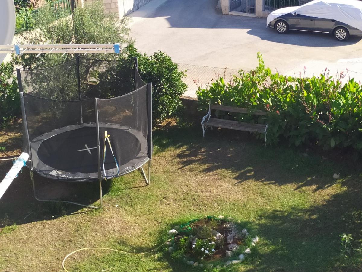 Honey Bee Cavtat Apartment ภายนอก รูปภาพ