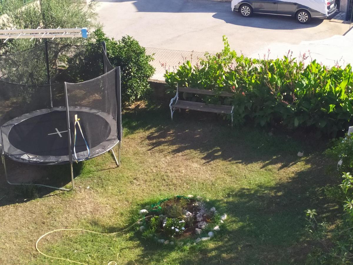 Honey Bee Cavtat Apartment ภายนอก รูปภาพ