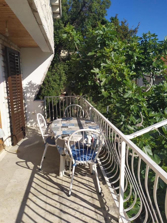 Honey Bee Cavtat Apartment ภายนอก รูปภาพ
